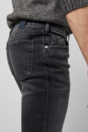 SLIM 2-6251 ECOVERO™ DENIM
