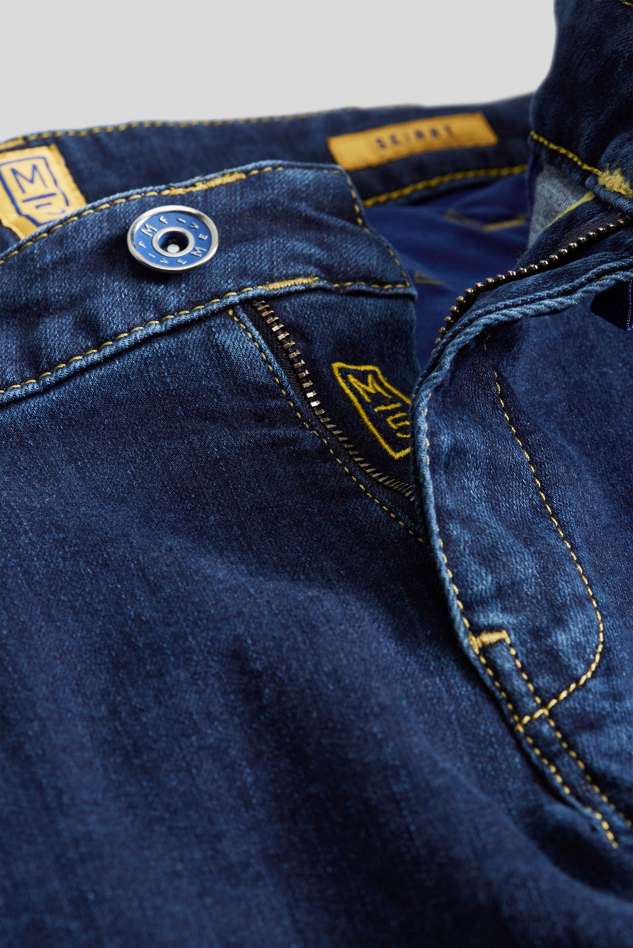 SUPER-SLIM 9-6202 SUPER STRETCH DENIM