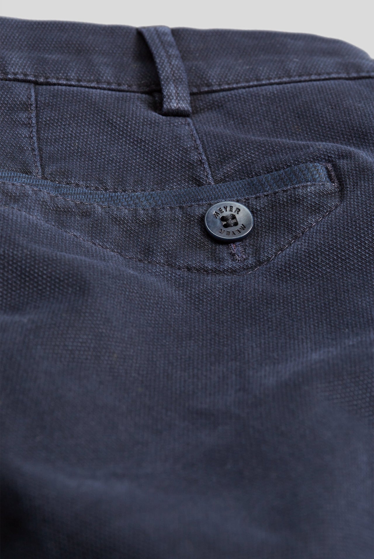 Dublin 2-5582 MICRO STRUCTURE ∙ SWING POCKET