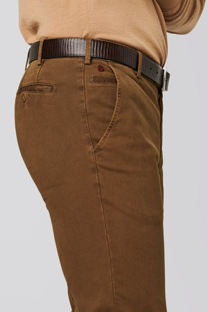 Tokyo 2-5582 MICRO STRUCTURE ∙ CHINO