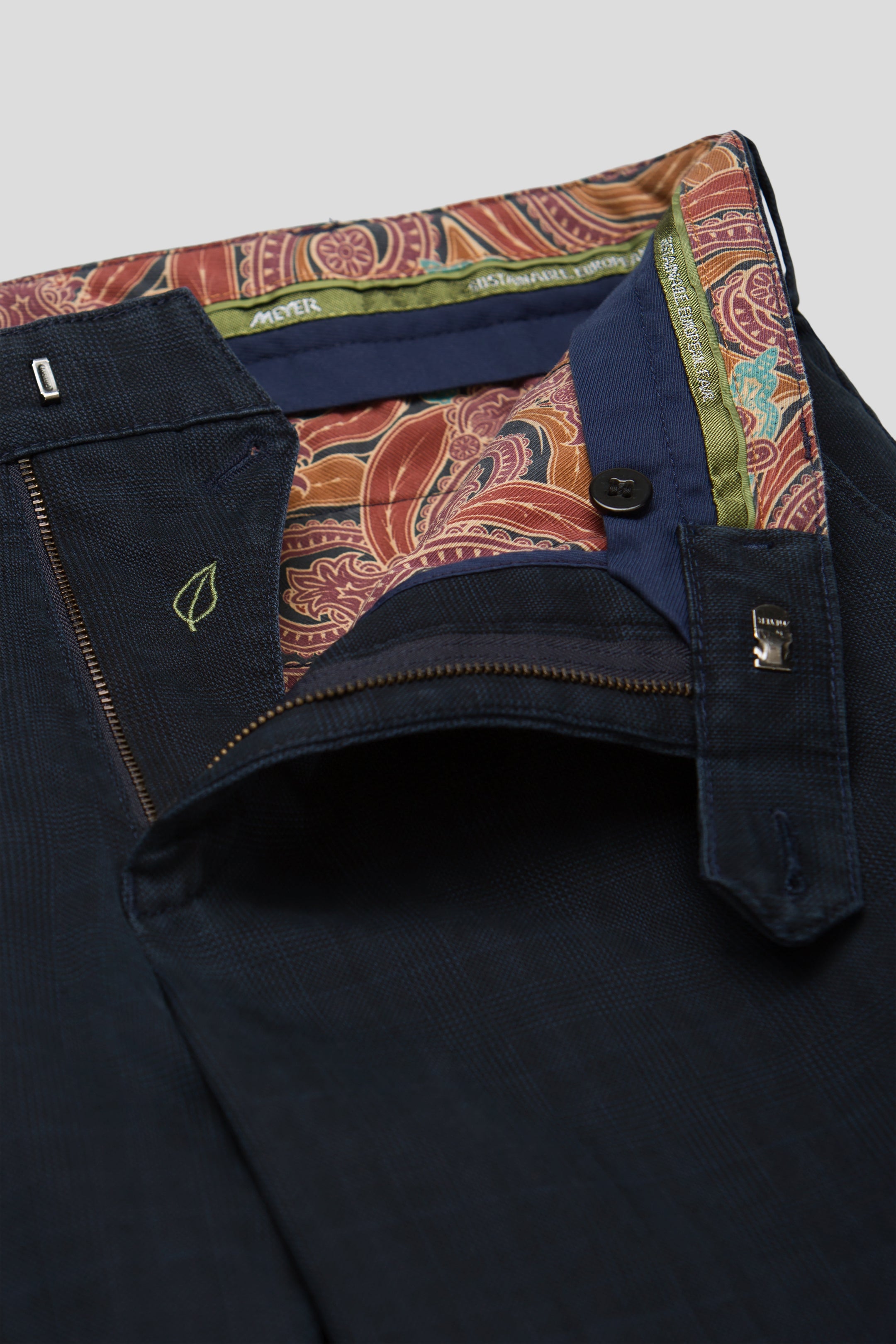 Bonn 2-5621 SUBTLE CHECK