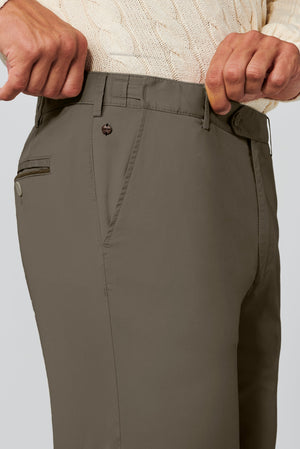 Oslo 1-5038 FLEX TWILL ∙ ULTRALIGHT