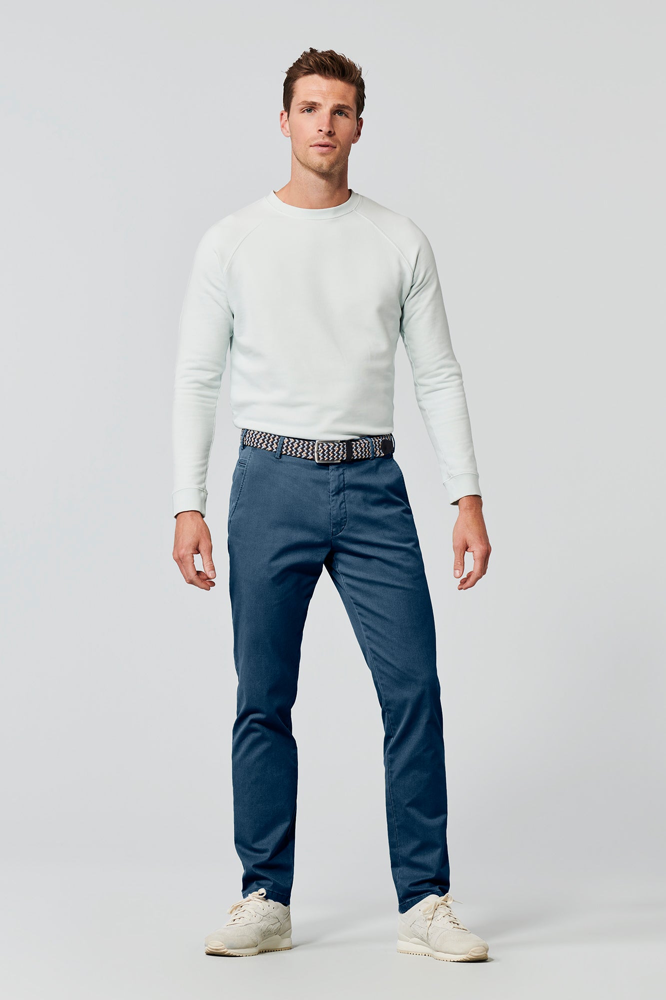 Bonn 1-3024 MICRO STRUCTURE ∙ CHINO