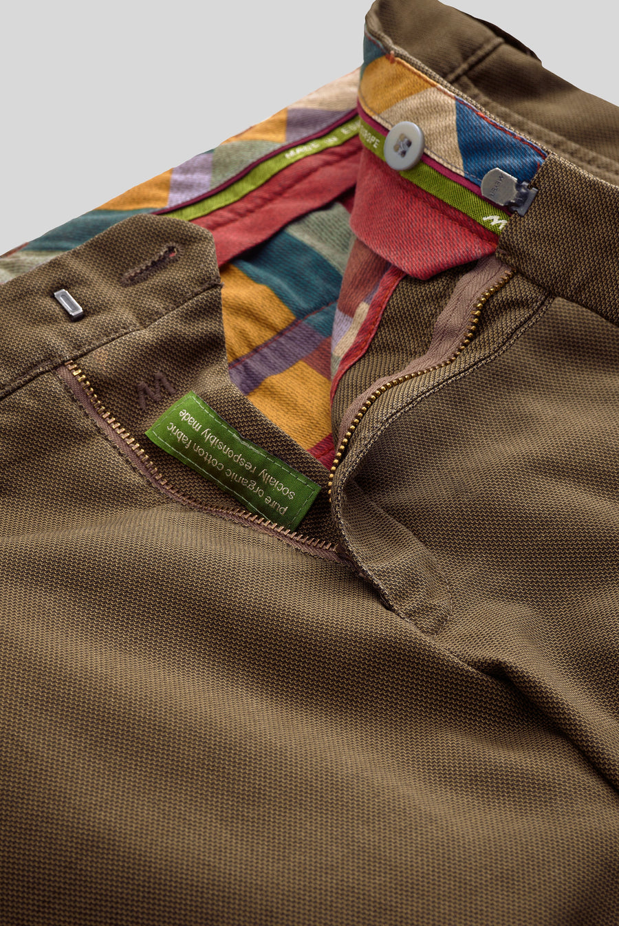 Bonn 2-5566 BI-COLOUR STRUCTURE